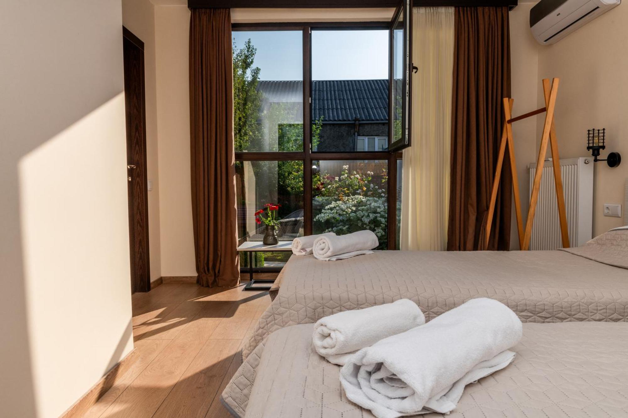 Alvani Inn K'vemo Alvani Bagian luar foto
