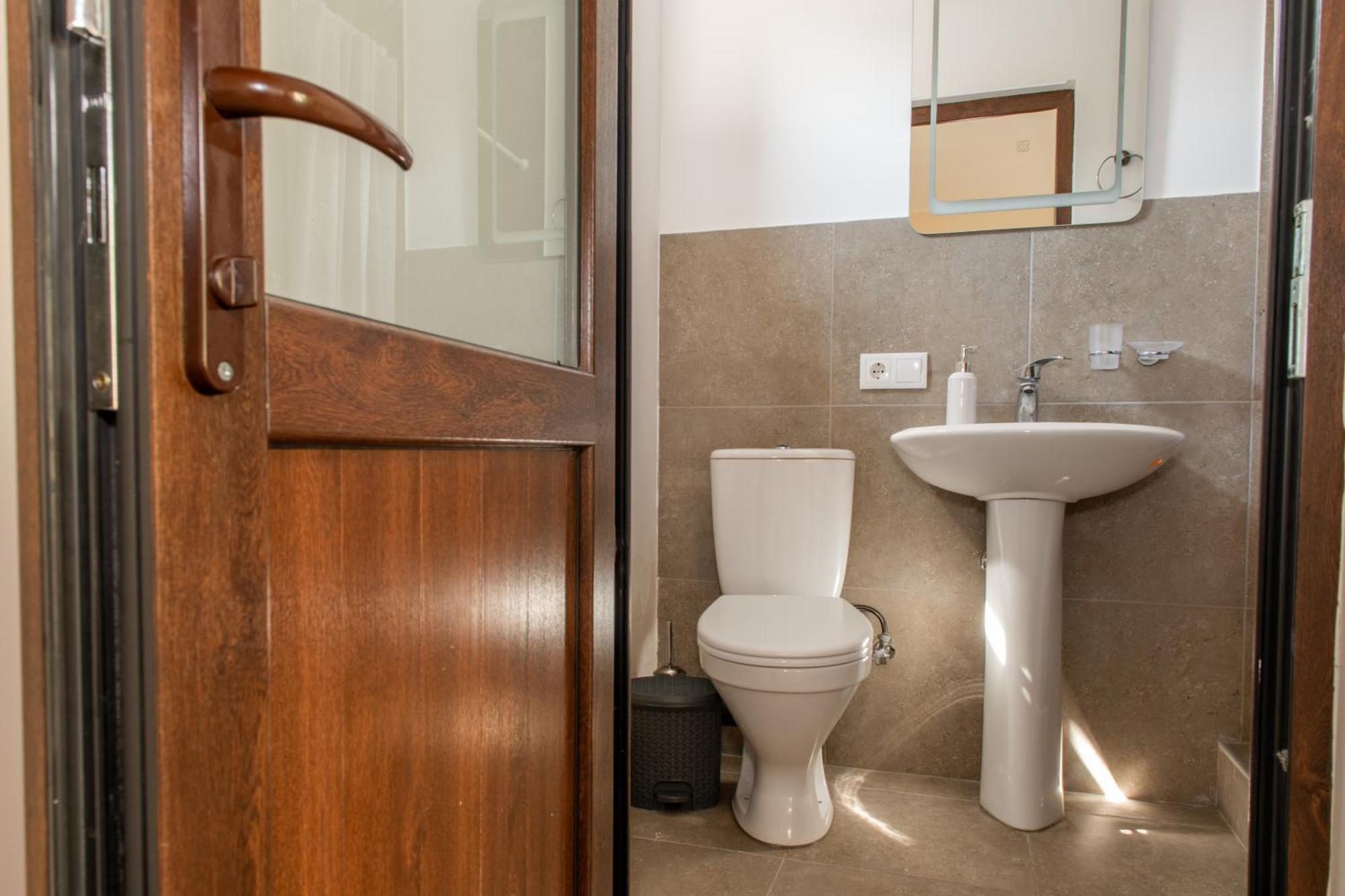 Alvani Inn K'vemo Alvani Ruang foto