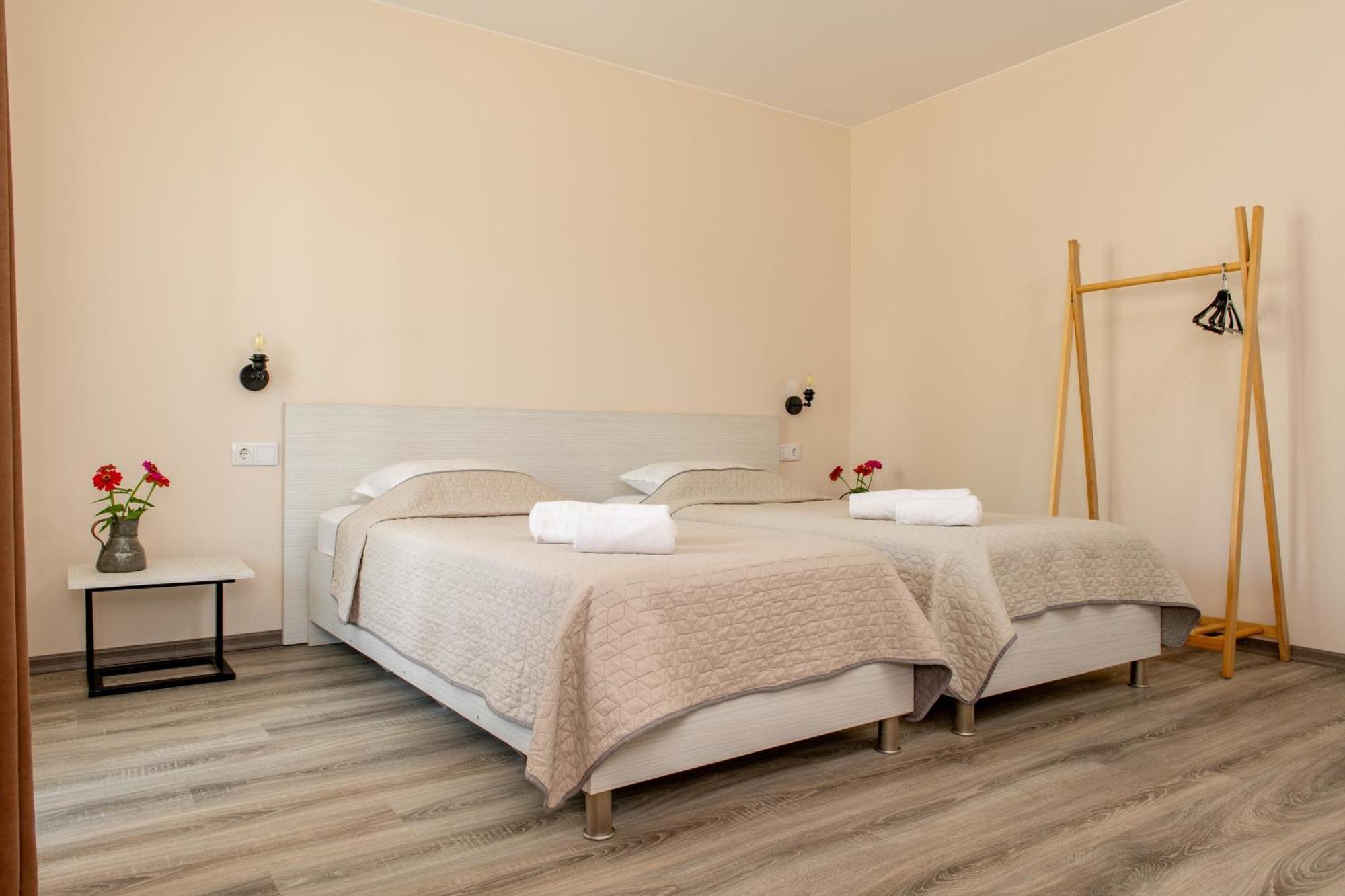 Alvani Inn K'vemo Alvani Bagian luar foto